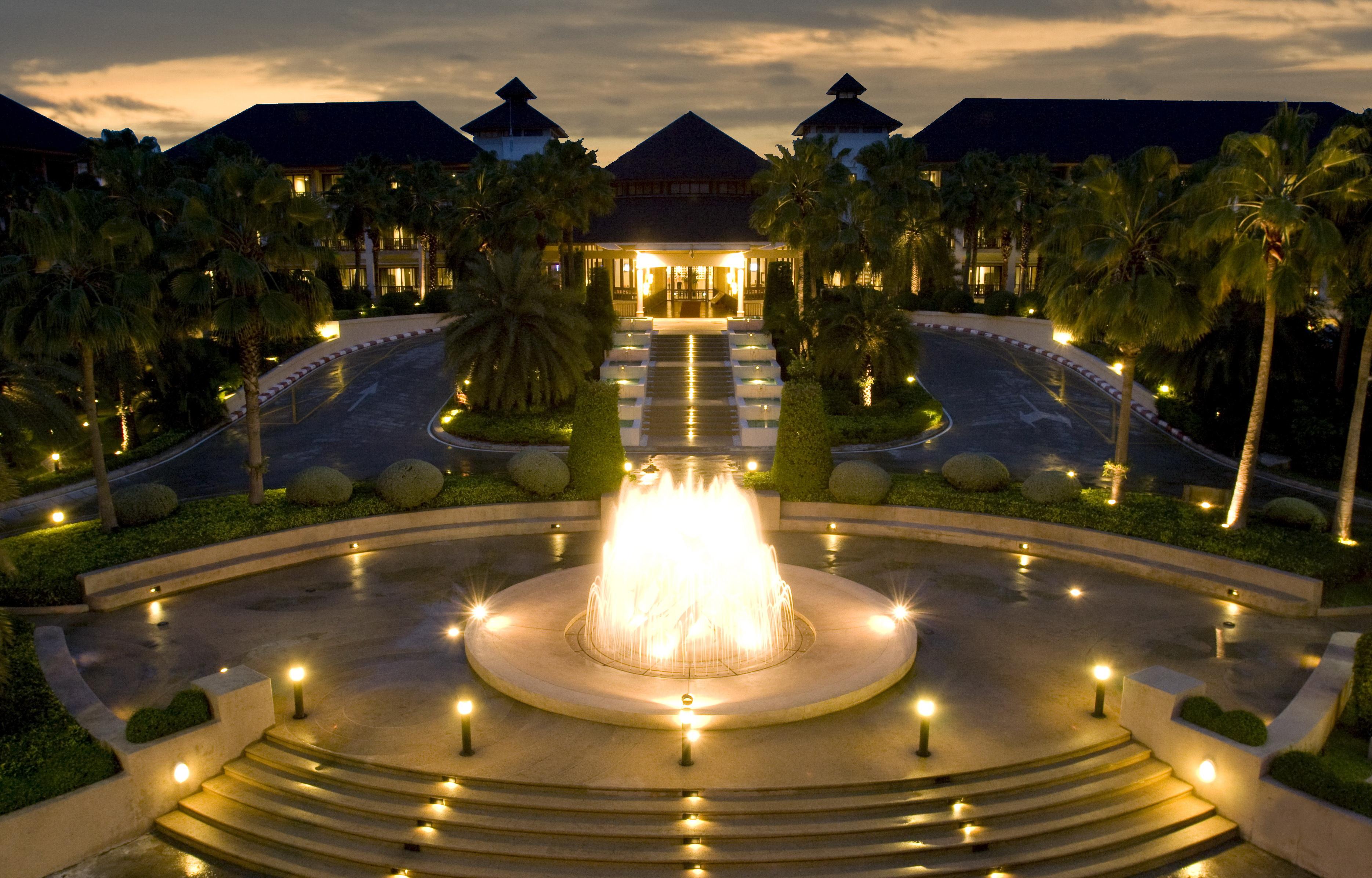 The Tide Resort Bangsaen Exterior foto